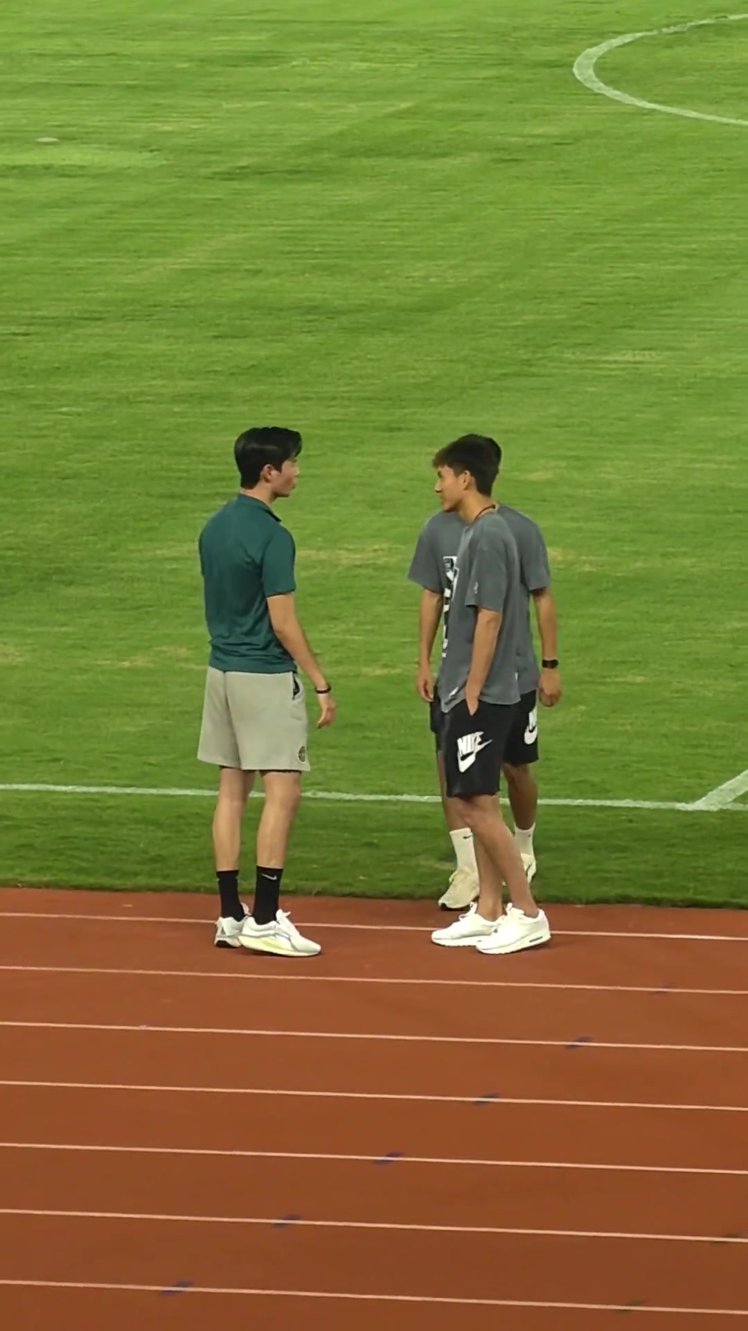 星空体育官方网站-记者：U23男足门将李昊，大概率会留在青岛西海岸